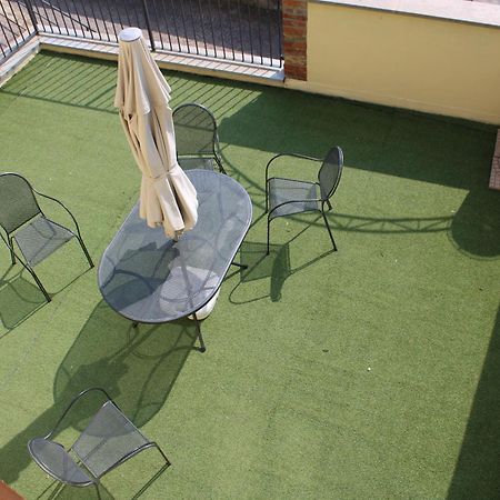 モンカルヴォ Terrazza Arciusヴィラ エクステリア 写真